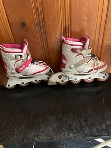 GIRLS AWNIKA ROLLER BLADES SIZE 1-5 USA, 13-4 UK- 32-37 EUR- CM 19.5-23 - Picture 1 of 4