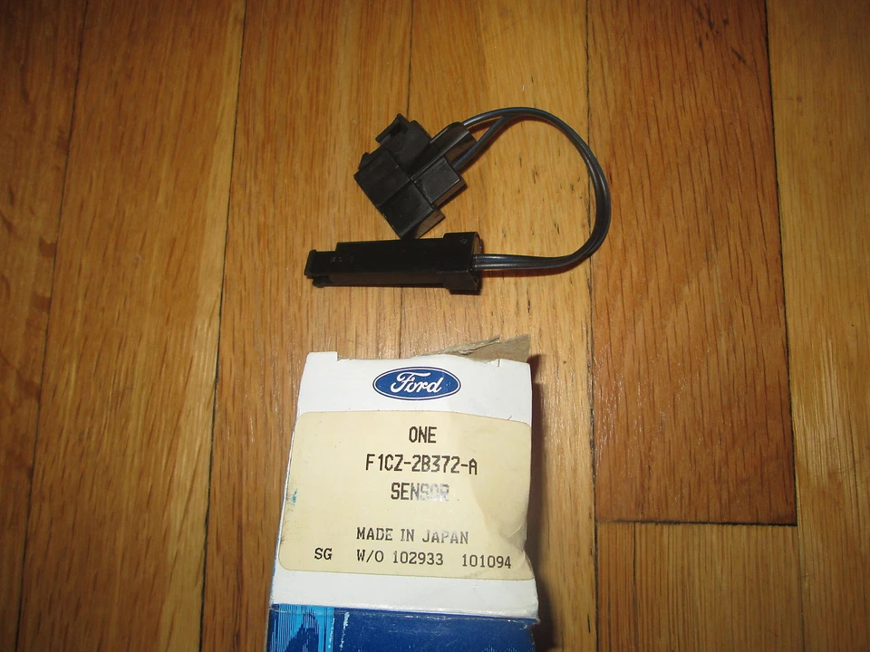 Nuevo de Lote Antiguo Ford Escort 1991-1993 sensor de cilindro maestro F1Cz-2B372-A Foto 1 de 1