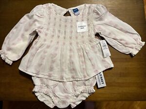 Old Navy Long Sleeve Heart-Print Top & Short Bloomer Set  Baby 6-12 Months. NEW