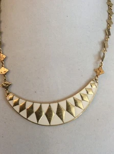 $59  LUCKY BRAND GEOMETRIC CRESCENT COLLAR ENAMEL NECKLACE GOLD TONE #195(6) - Picture 1 of 4