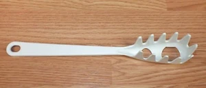 Tailor Made Products White Plastic Spaghetti Strainer Ladle Kitchen Utensil READ - Picture 1 of 4