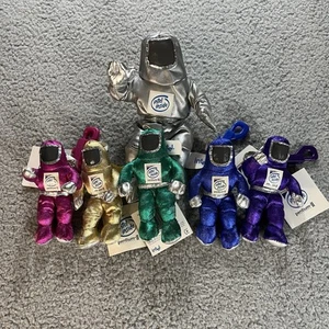Vintage 1997 Intel Pentium II MMX 8" Bunny People Doll & 5 Keychains - Lot of 6 - Picture 1 of 13