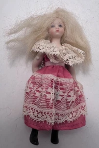 Muñeca de porcelana Emma Hallmark Galleries Victorian Memories de Joan Greene 1991 Pi - Imagen 1 de 9