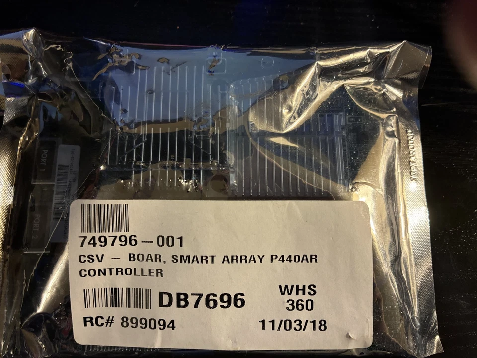 749796-001 HP SMART ARRAY P440AR/2GB FBWC SAS RAID CONTROLLER 726738-001  - Image 1 of 1