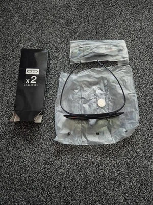 Samsung SSG-5100GB 3D Glasses - BNIB - x2 NEW PAIRS - Image 1 of 4