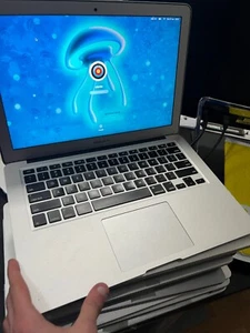 MacBook Air 13'' 2017 RAM 8GB i5 1,6 GHz 128 SSD ITA - Afbeelding 1 van 3