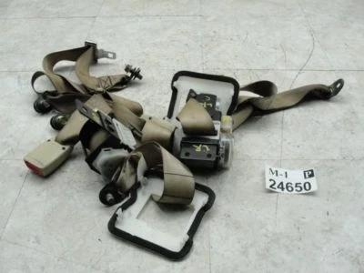 Cinturón de seguridad trasero medio centro pasajero Q45 1997-1998 hebilla de cinturón de seguridad Foto 1 de 4