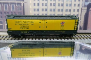 INTERMOUNTAIN HO SCALE NORTHWESTERN NWX 646 STEEL SIDED REEFER WITH KADEE'S! - Picture 1 of 21