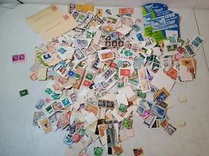 HUGE LOT of 994 VINTAGE Cancelled Stamps Worldwide & US) - FREE SHIPPING! - Picture 1 of 24