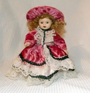 Alte Vintage Porzellan Biskuit Puppe mit viktorianischem Original Samt Outfit, bemalt - Bild 1 von 3