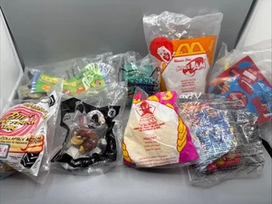 Konvolut 8 McDonalds BK Vintage Happy Meal Spielzeug ~ König der Löwen ~ Space Jam - Bild 1 von 16
