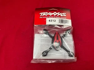 Traxxas 6212 TRAXXAS QR-1 RED + BLACK Canopy upper + lower body screws shell - Picture 1 of 3
