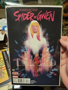 Spider-Gwen #3 Radioactive  Marvel Comics VF   - Picture 1 of 9