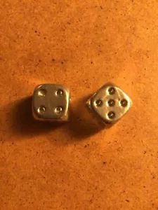 A pair of metal d6 (six sided dice) made from Pewter. - Picture 1 of 3
