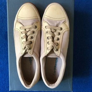 Timberland beige lace-up plimsolls, size 6, pre-worn good condition - Picture 1 of 13
