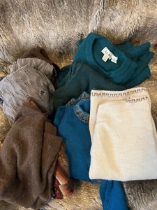 100% Alpaca, Some Perfect, Others have Holes, 7 Pieces - Picture 1 of 2