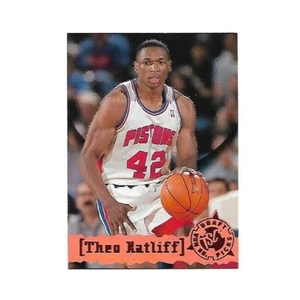 1995-96 THEO RATLIFF ROOKIE - STADIUM CLUB ORANGE # 318 - DETROIT PISTONS - RC - Picture 1 of 2