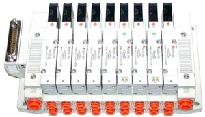 SMC SV2100-5FU 5 Unit Solenoid 24V Single 5 position Stack Up Bank Assembly New - Picture 1 of 2