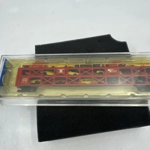 Bachmann Spur N 89' Tri-Level mit Autos (S.FE) Nr. 46502 - Bild 1 von 7