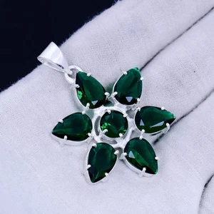 Chrome Diopside Gemstone 925 Sterling Silver Jewelry Pendant Size-1.65" - Picture 1 of 7