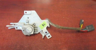 Mustang, Shelby & Cougar 1967 original/usado control de vacío de CA y montaje de soporte Foto 1 de 4