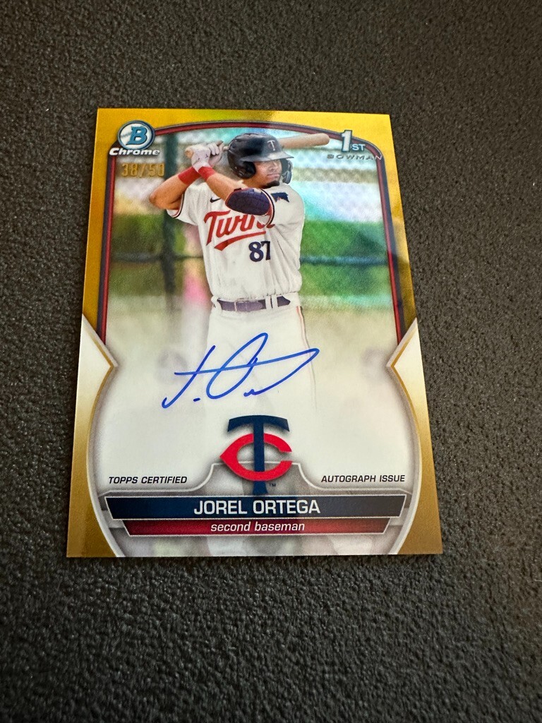 2023 Bowman Chrome Jorel Ortega 1st Gold Refractor Auto Autograph # 38/50 Twins