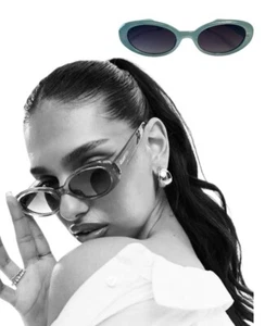 Quay Women's Felt Cute Sunglasses 52mm Gradient Oval Mint / Smoke - Picture 1 of 8