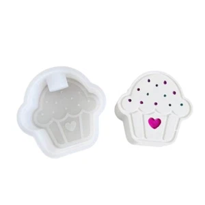 Flexible Silicone Mold To Craft Beautiful Heart Cup cake Holders Easily - Picture 1 of 8