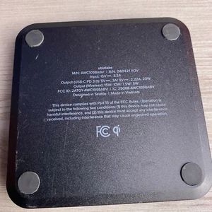 Ubiolabs AWC1098ABV Wireless/USB-C 15W Qi-Certified Smart Phone Charging Pad - Picture 1 of 2