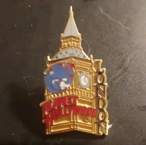 Planet Hollywood~London Big Ben~Gold Pin - Picture 1 of 1