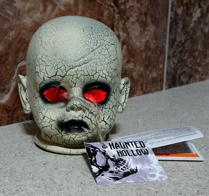 NEW Haunted Hollow Halloween LED Doll Head Prop Decor 4"H - Picture 1 of 6