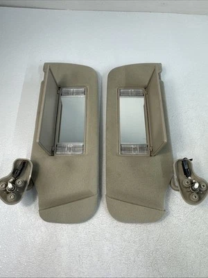 00-06 Chevy GMC Denali Tahoe Suburban Yukon Juego de parasol OEM bronceado/crema Foto 1 de 4