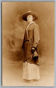 Postcard RPPC c1910s Atlantic City NJ Studio Photo of Lady Hat Purse Flett Photo - Picture 1 of 2