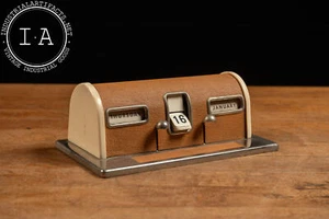 Vintage Perpetual Desktop Calendar - Picture 1 of 6
