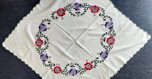 Vintage hand embroidered square tablecloth cotton floral 33"x33" cottage country - Picture 1 of 8