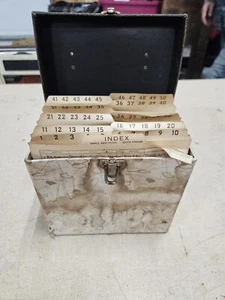 Vintage Case & Lot 50s, 60s, 45 RPM Vinyl Records(49), Names & Artists Index - Picture 1 of 8
