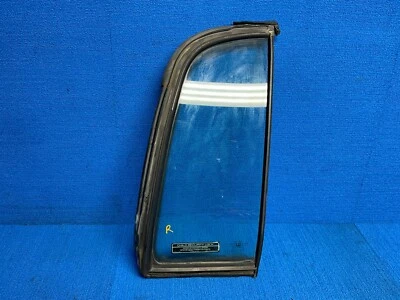 1993 CADILLAC FLEETWOOD BROUGHAM REAR RIGHT DOOR QUARTER VENT WINDOW GLASS OEM - Image 1 of 4