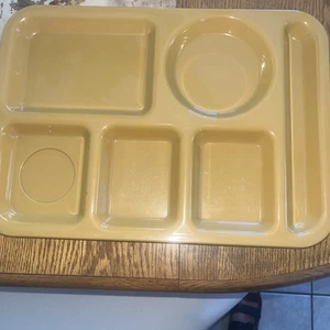 Vintage SiLite Melamine School Cafeteria Lunch Divided Tray  #614 Harvest Gold - Picture 1 of 12