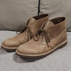 Clarks Desert Boots TAUPE Leder Chukka Herren US 9,5 M Schnürung - Bild 1 von 16