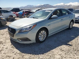 Alternator VIN 2 8th Digit Plug In Hybrid Fits 16-19 SONATA 2422152 - Picture 1 of 12