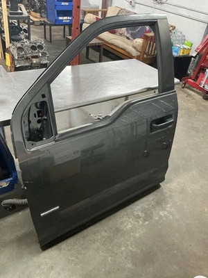 2015-2020 FORD F150 DRIVERS LEFT FRONT POWER DOOR STERLING GRAY METALLIC #235 - Image 1 of 4