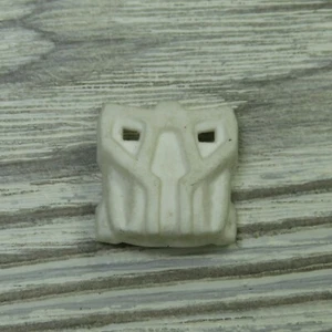 LEGO Bionicle - MASK - 42042 - "SU" - Rubber - White - Genuine Replacement - Picture 1 of 7