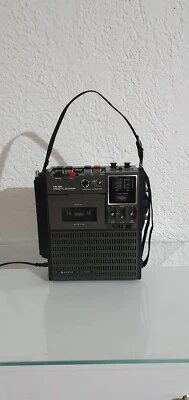 SANYO M2450FE FM AM CASETTE RECORDER - Bild 1 von 4