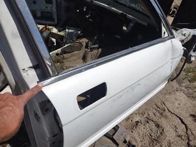 Cubierta exterior cromada para puerta delantera derecha Jaguar XJ6 usada por aspecto de cristal 1995-97  Foto 1 de 4