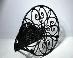 Liberty Garden Wall Mounted Decorative Hose Butler Holds 125-Feet - Picture 1 of 7