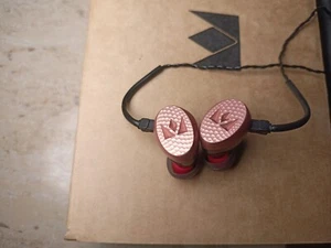 Noble Audio SAVANNA 4-BA Douszne - Zdjęcie 1 z 8