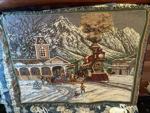 Manual Woodworkers & Weavers Tapestry Afghan Throw Blanket Woven Winter 54 X 67 - Picture 1 of 3