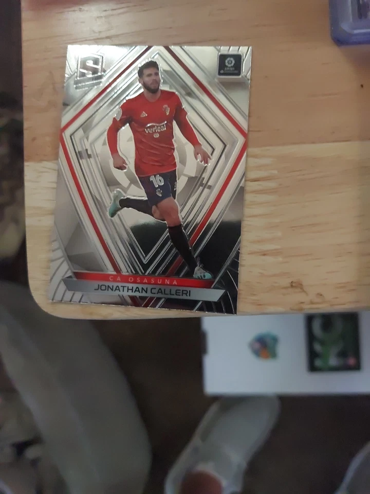 2020-21 Panini Chronicles Soccer Spectra Jonathan Calleri Base #9 CA Osasuna - Image 1 of 1