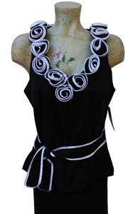 NWT Jackie Jon New York Sleeveless Black Gray Blouse w/ Belt -Rosette Accent 12P - Picture 1 of 4