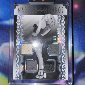 2024 Hoja Marilyn Monroe Colección Iconos CUÁDRUPLE USADO Reliquia Plata Holo 1/1 - Imagen 1 de 4